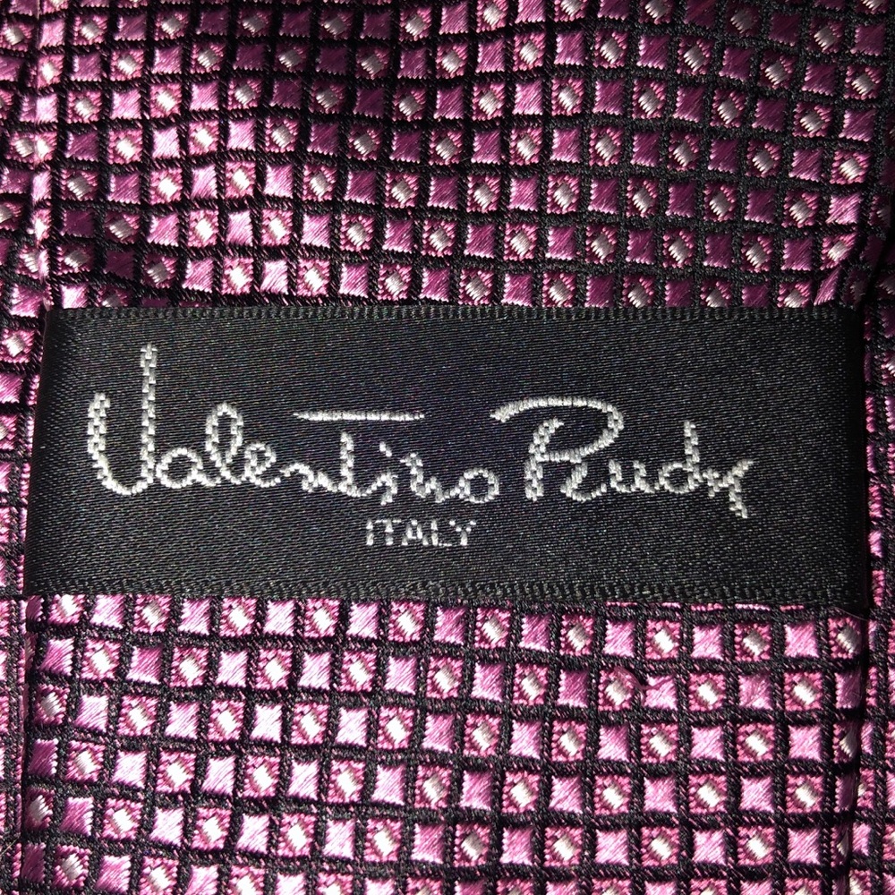 Valentino Tie